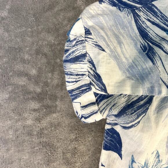 C&C California 100% Linen Top Women's M White Blue Floral Boho Resort Hawaiian - Picture 5 of 10